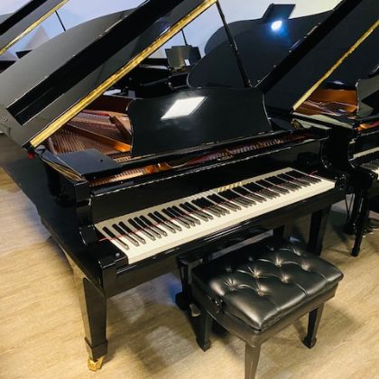 /pianos/pre-owned-pianos/used-grand-pianos/Yamaha-C3L-Grand-Piano