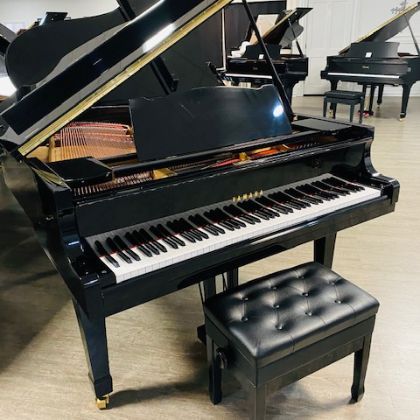 /pianos/pre-owned-pianos/used-grand-pianos/Yamaha-G2-5’7-Grand-Piano