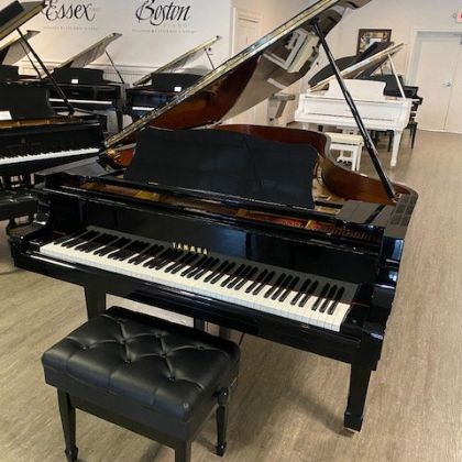 /pianos/pre-owned-pianos/used-grand-pianos/Like-new-Yamaha-C7-7’4-Performance-Grand-Piano