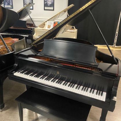 /pianos/pre-owned-pianos/used-grand-pianos/Steinway-Model-L-5’10-grand-piano