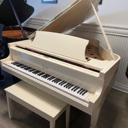 /pianos/pre-owned-pianos/used-grand-pianos/Boston-5’3-baby-grand-piano-