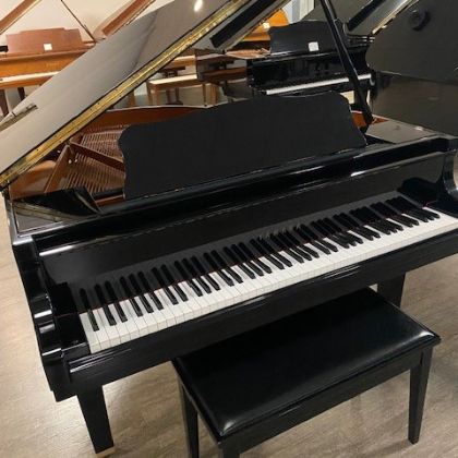 /pianos/pre-owned-pianos/used-grand-pianos/Yamaha-GB1-5’-baby-grand-piano