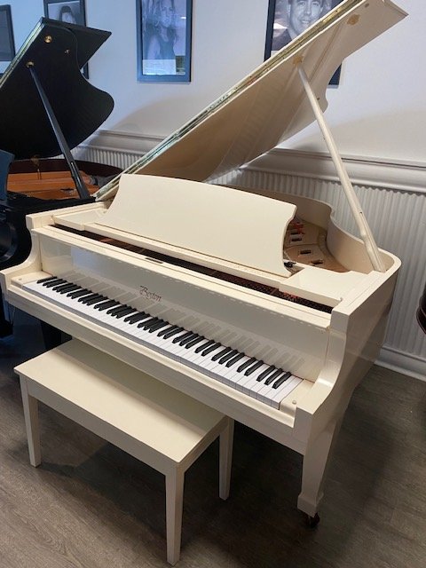steinway-designed Boston 5’3 baby grand piano 