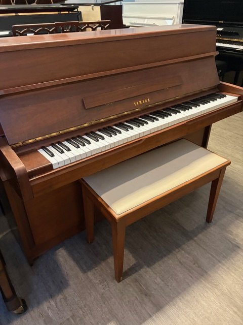 Yamaha Space Saver upright Piano