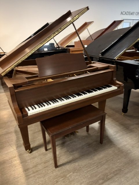 Yamaha 5’8 grand piano in satin walnut