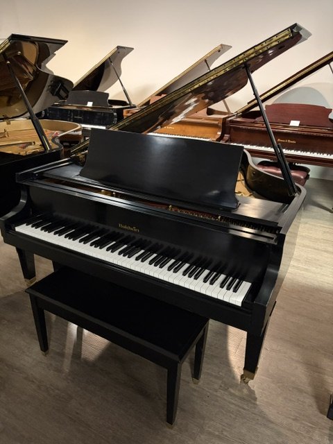 Baldwin American handmaid 5’8 grand piano